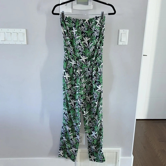 Velvet By Graham & Spencer Loretta Jumpsuit Green Jungle - Picture 5 of 11